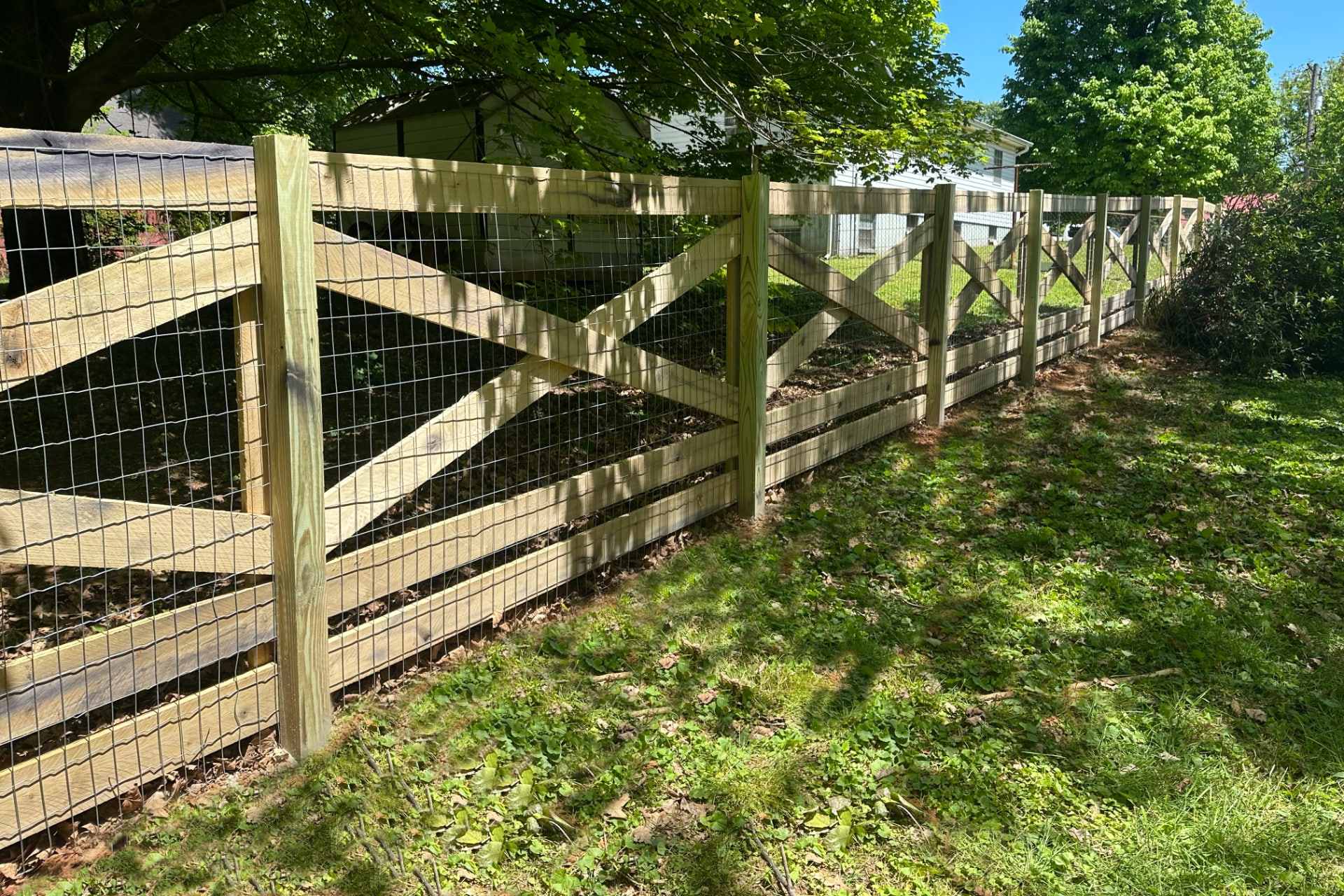 Knoxville Fence Installation & Repair